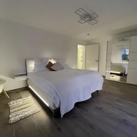 דירה Am Park באדנוויילר